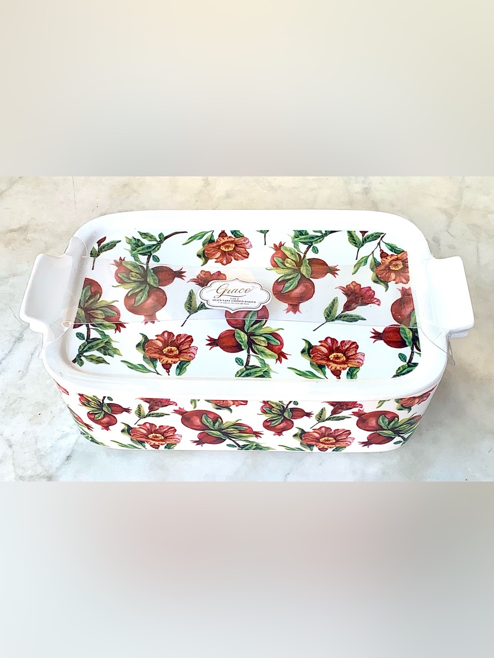 GRACES RETANGLE BAKER LID Dining RECTANGLE RED GREEN Covered Casserole Dish NEW